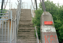 835252 Afbeelding van de trap naar Vak L in het Stadion Galgenwaard (Stadionplein) te Utrecht.
